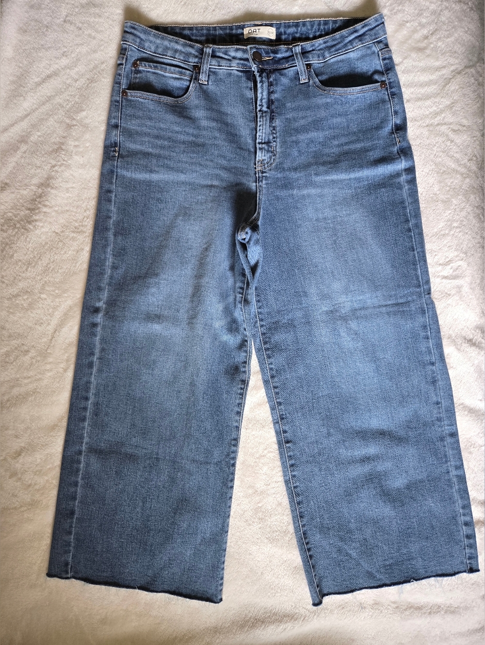 Oat New York High Rise Wide Leg Cropped Jeans - Raw Hem - Size 12/31
